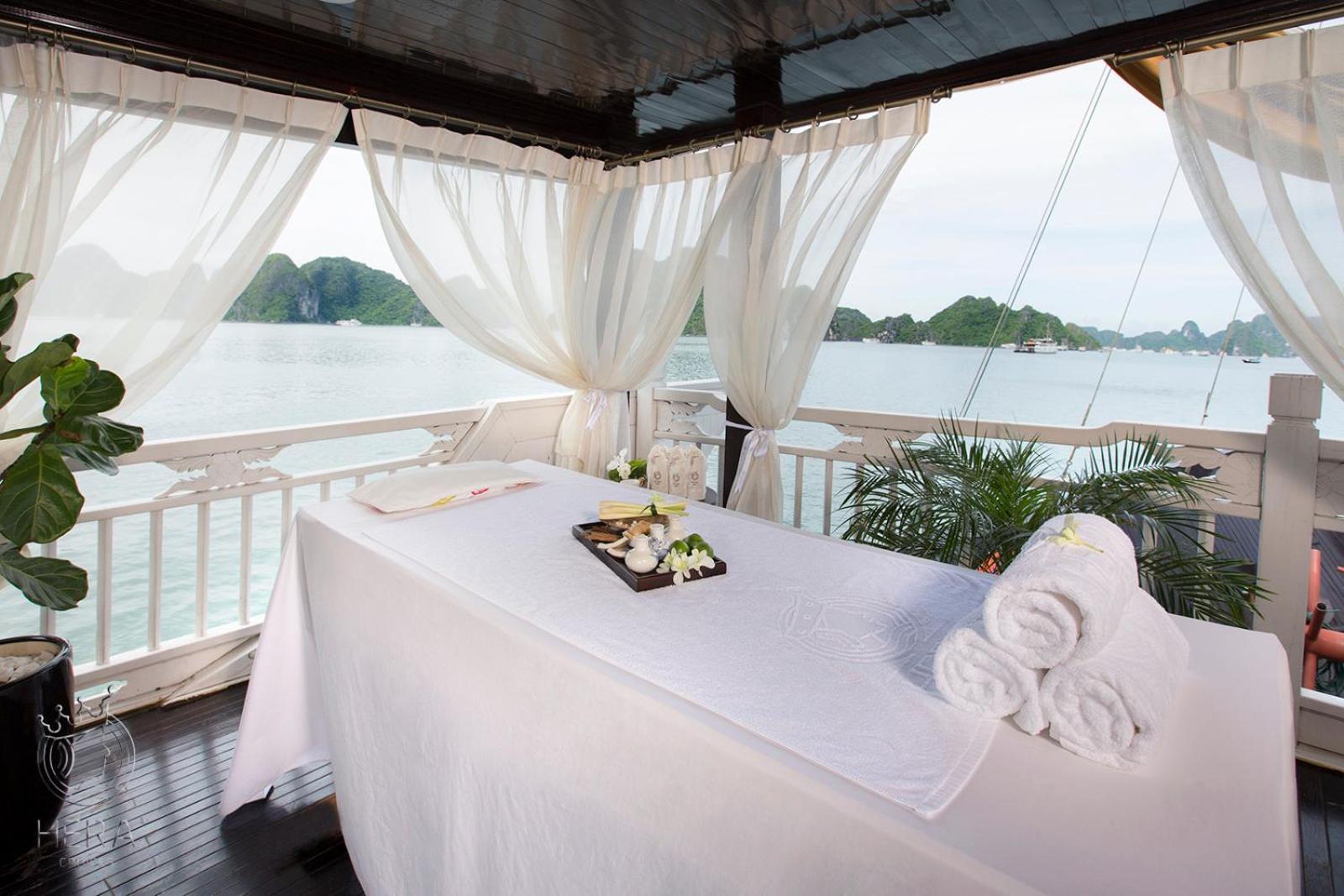 Hera Grand Luxury Cruise Ha Long Esterno foto